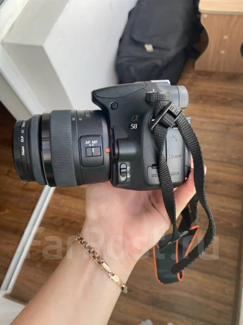 Sony Alpha SLT-A58 ����