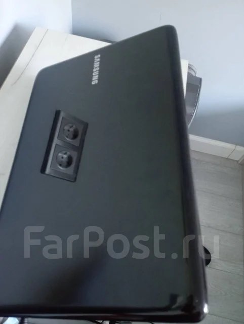 Samsung. 16.4", 2,4����, ��� 4 ��, ���� 512���, WiFi: 1, Bluetooth: 1 ����
