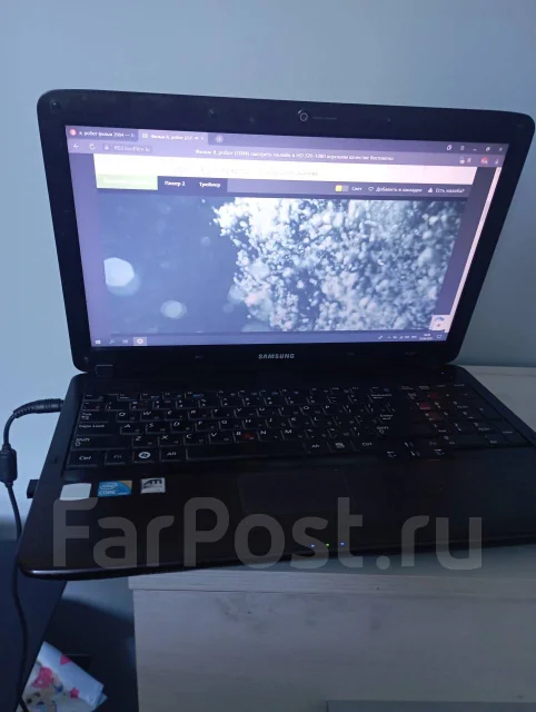Samsung. 16.4", 2,4����, ��� 4 ��, ���� 512���, WiFi: 1, Bluetooth: 1 ����