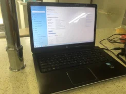 HP Envy dv7. 17.3", 2,4����, ��� 8 ��, ���� 1 024 000���, WiFi: 1, Bluetooth: 1, ����������� �� 1��. ����