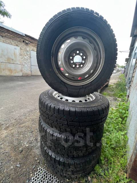 Колёса 195-70-15, 15", 1 шт, 195 мм, 70 %, радиальный, 195/70 R15, Toyo ...