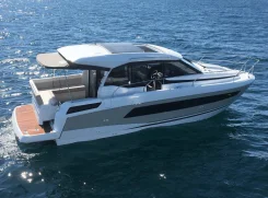 Jeanneau. 2022 ���, ����� 10,53��., ��������� ������������, 440��.�. ��� ����� �� ���������� ����