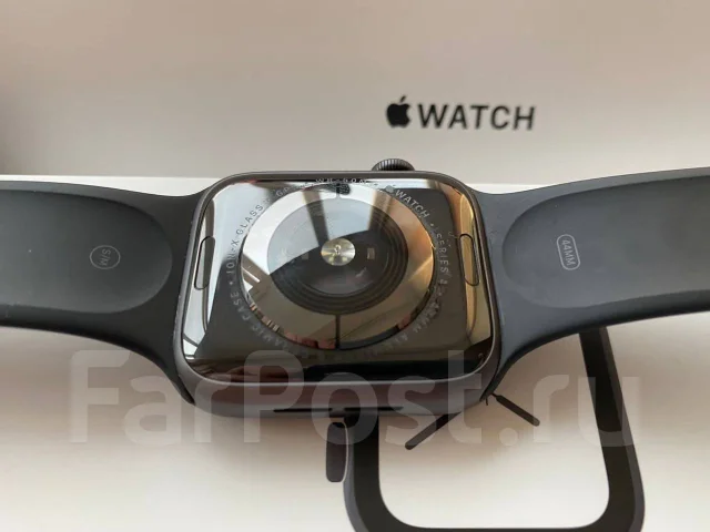 Apple Watch Series 4. GPS, NFC, IP68 ����