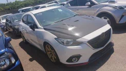 Mazda Axela. BMEFS, PE ����