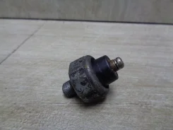 ������ �������� ����� F8 Mazda ������������� R20718501 ����
