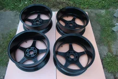 Hunter. 7.0x17", 5x100, ET48, �� 60,0���. ����