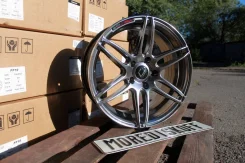 Cosmic MRII. 7.5x17", 5x114.3, ET35, �� 73,1���. ����