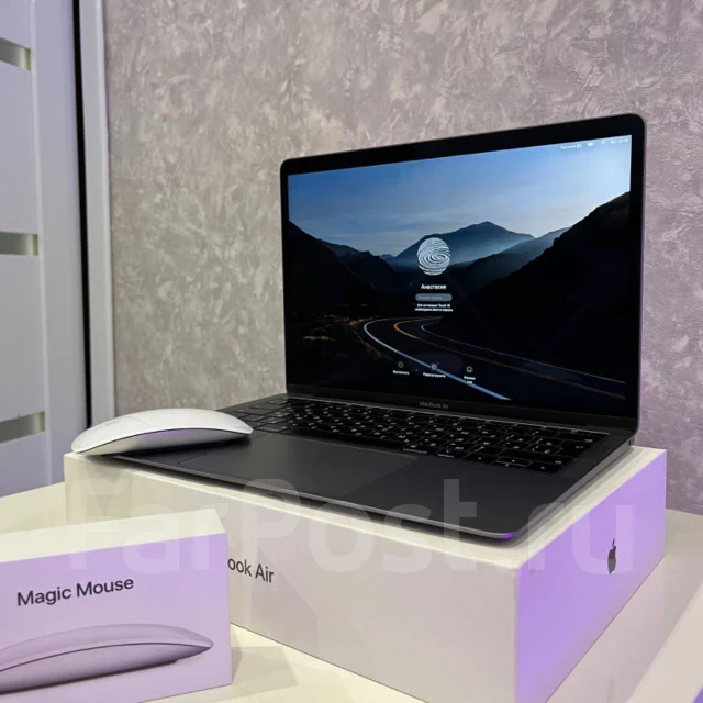 Apple MacBook. 13", WiFi: 1, Bluetooth: 1 ����