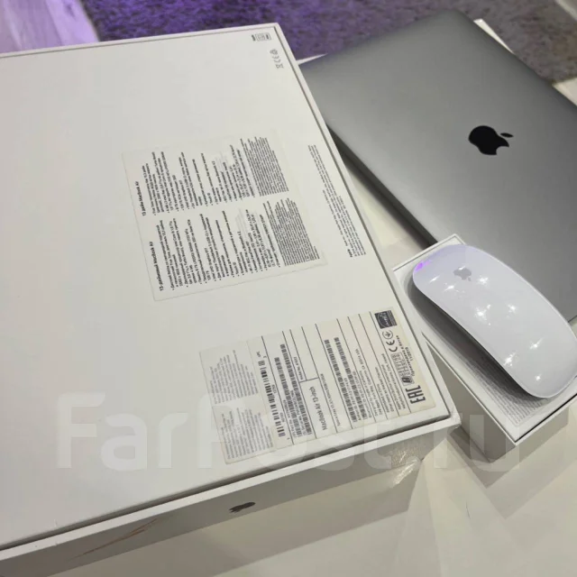 Apple MacBook. 13", WiFi: 1, Bluetooth: 1 ����