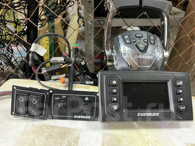 Evinrude. 300��.�., 2-�������, ����������, ���� U (762 ��), 2017 ��� ����