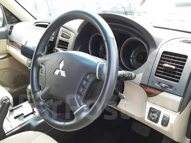 Mitsubishi Pajero. �������, 4wd, 3.2 (190��.�.), ������, 118����. ��, �/�. ��� ����� �� ������������ ����