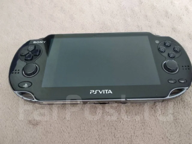 Sony PlayStation Vita ����