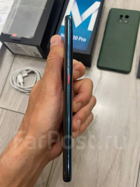 Huawei Mate 20 Pro. �/�, �������, 3G, 4G LTE, Dual-SIM, ����������, NFC ����