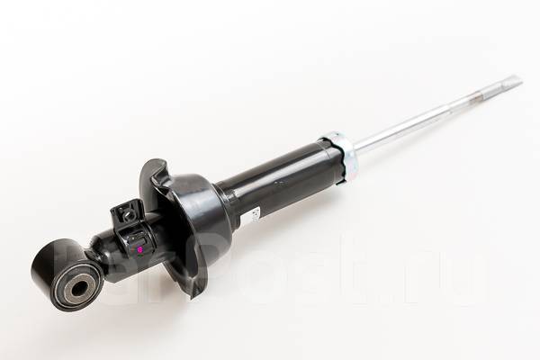 Амортизаторы Showa (Japan) на Honda CR-V в кузове RE QH04110600 купить ...
