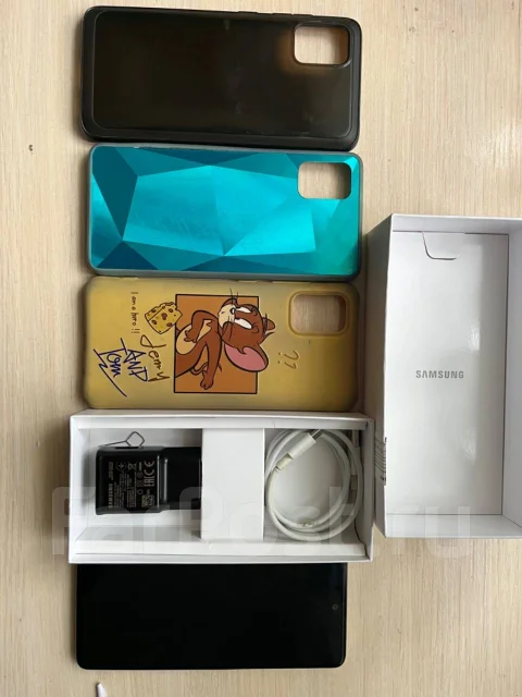 Samsung Galaxy A51. �/�, ����� ����