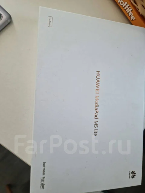 Huawei MediaPad M5 Lite. 10.1 ������ ����