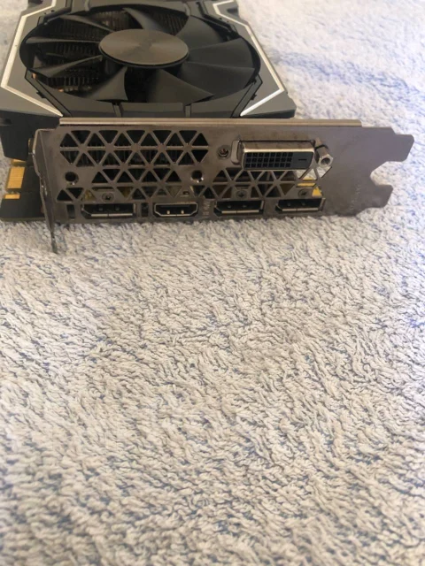 GeForce GTX 1070 ����