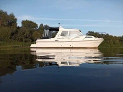 Bella. 2012 ���, ����� 7,05��., ��������� ������������, 40��.�., ������ ����
