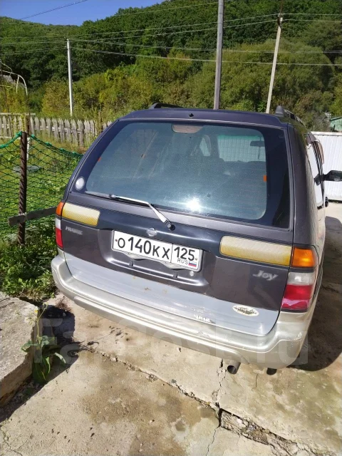 Nissan Prairie ����