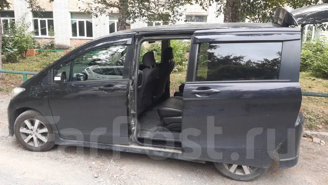 Honda Freed. ��������, ��������, 1.5 (86��.�.), ������, 105 555����. �� ����