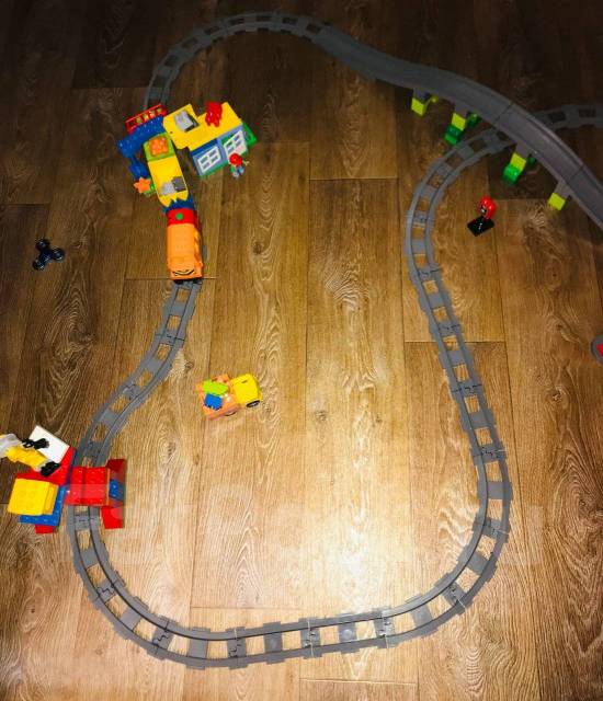 Огромная железная дорога Лего Дупло + доп рельсы + два Lego набора ...