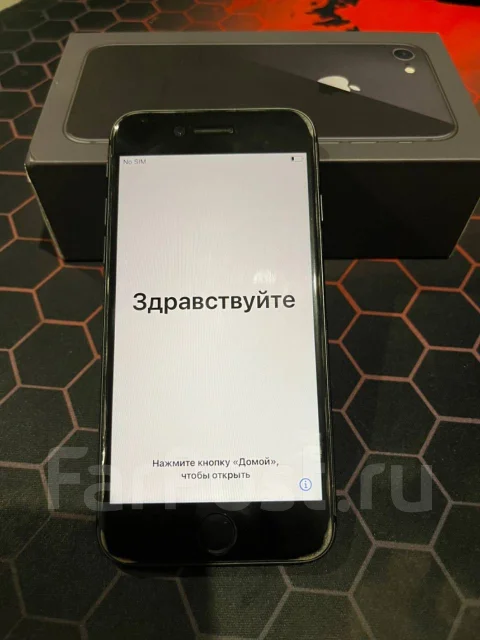Apple iPhone 8. �/�, ������, 4G LTE, ����������, NFC ����
