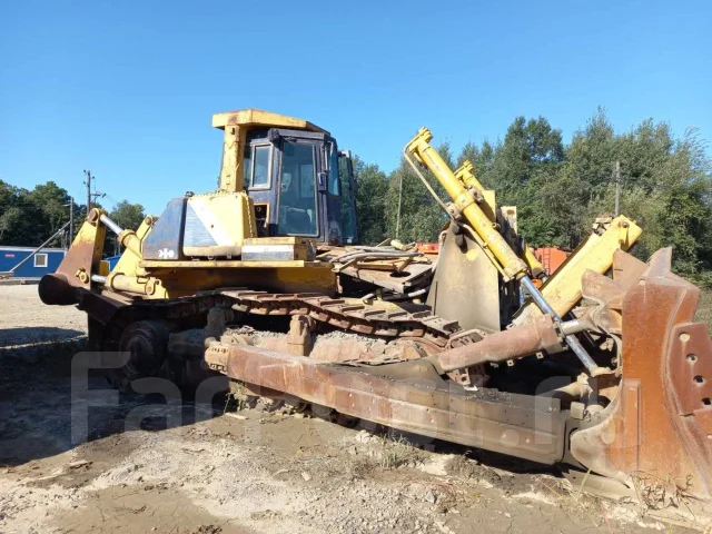 Komatsu D375A ����