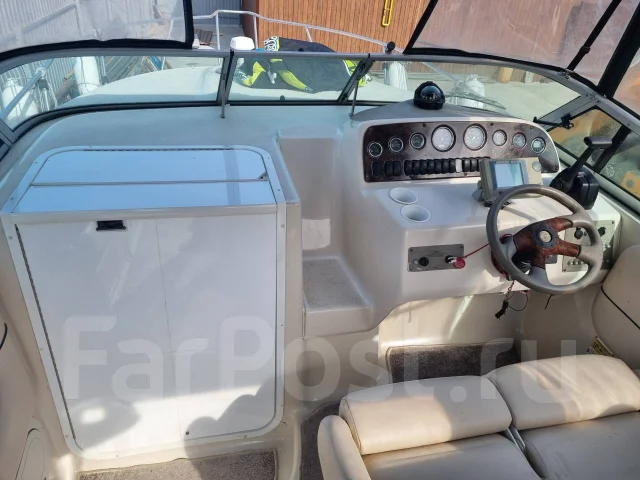 Crownline. 2001 ���, ����� 9��., ��������� ������������, 360��.�., ������ ����