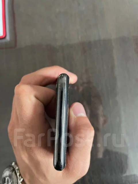 Apple iPhone X. �/�, ������, 3G, 4G LTE, NFC ����