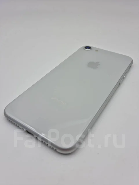 Apple iPhone 8. �/�, �����������, 3G, 4G LTE, NFC ����