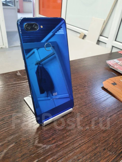 Xiaomi Mi8 Lite. �/�, �����, 3G, 4G LTE, Dual-SIM, NFC ����