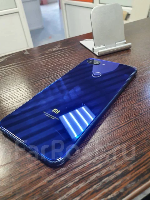 Xiaomi Mi8 Lite. �/�, �����, 3G, 4G LTE, Dual-SIM, NFC ����