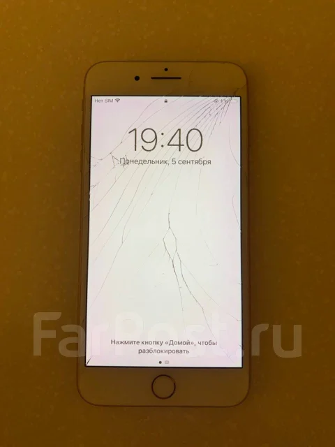 Apple iPhone 8 Plus. �/�, �������, �������, 4G LTE, NFC ����