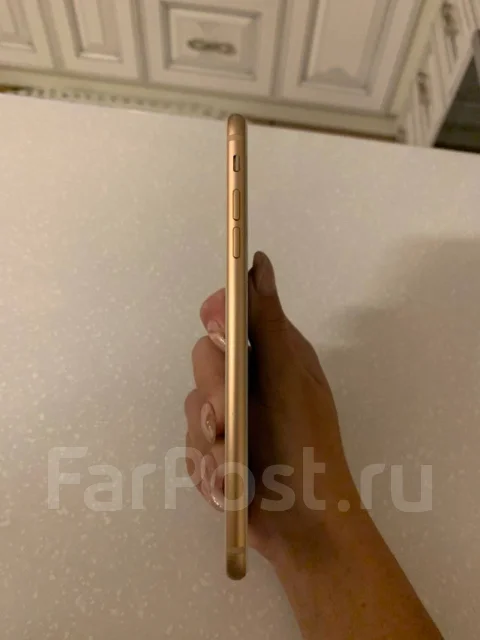 Apple iPhone 8 Plus. �/�, �������, �������, 4G LTE, NFC ����