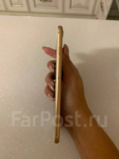 Apple iPhone 8 Plus. �/�, �������, �������, 4G LTE, NFC ����