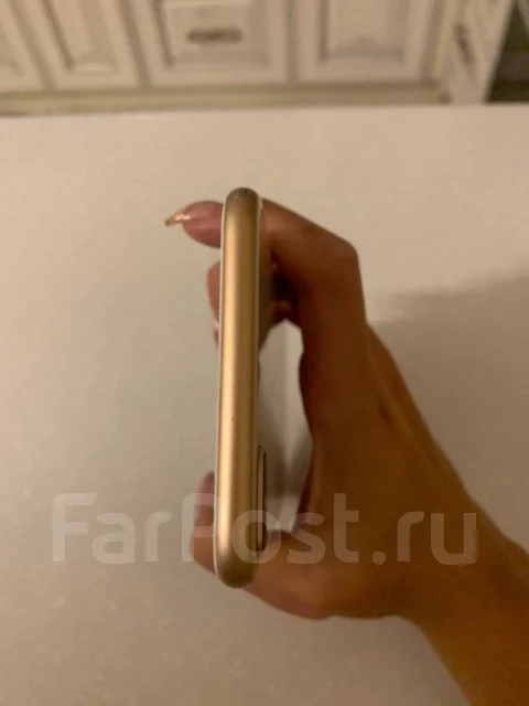 Apple iPhone 8 Plus. �/�, �������, �������, 4G LTE, NFC ����