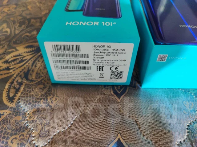 Honor 10i. �����, 128 ��, �����, 3G, 4G LTE, Dual-SIM, ����������, NFC ����