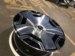 OZ Racing Classe. 10.5x22", 5x130, ET20.5, �� 84,1���. ����