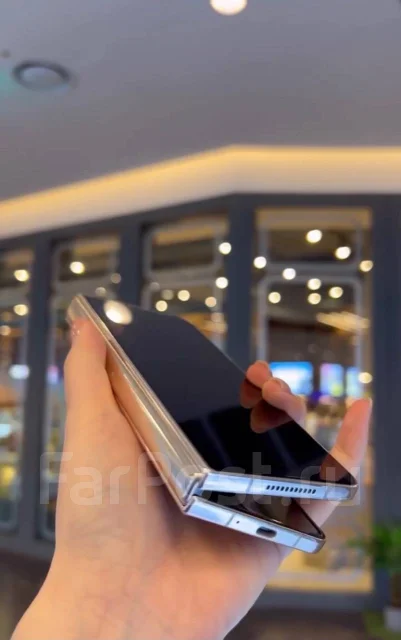Samsung Galaxy Z Fold4. �����, �����, 4G LTE, 5G, ����������, NFC. ��� ����� �� ������������ ����
