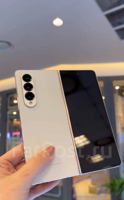 Samsung Galaxy Z Fold4 ホワイト 本体 Amazon.com: SAMSUNG Galaxy Z Fold 4 Factory Unlocked 256GB Beige