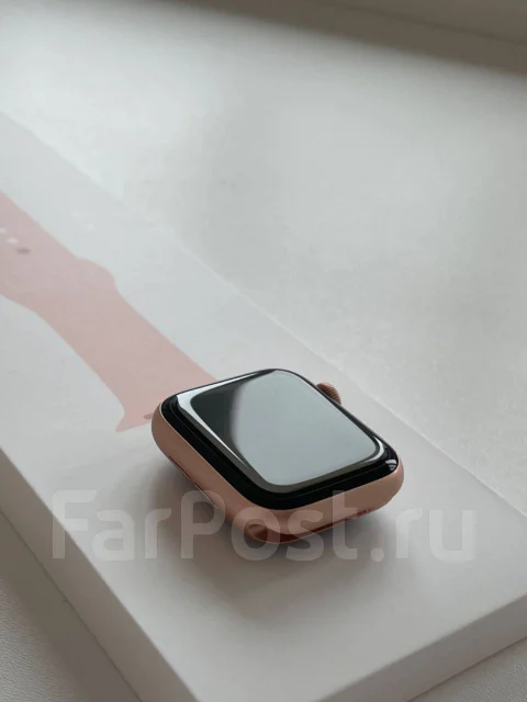 Apple Watch Series 4 ����