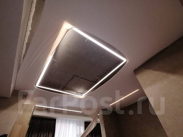 Демонтаж натяжных потолков. Слив воды во Владивостоке