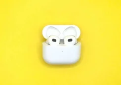 Apple AirPods ����