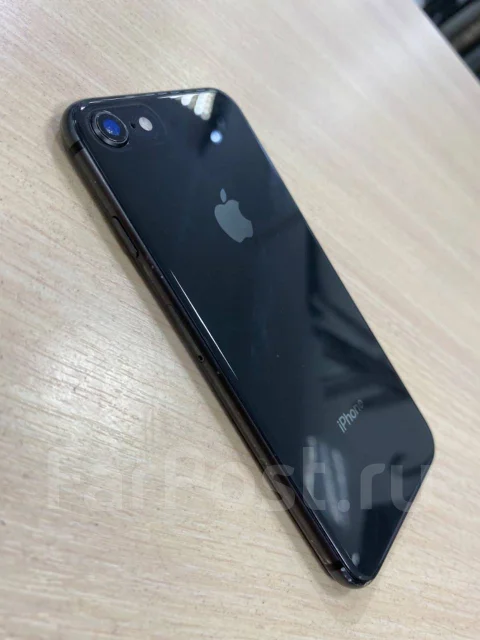 Apple iPhone 8. �/�, �����, ������, 4G LTE ����