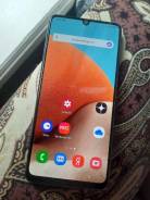 Samsung Galaxy A32. / 
