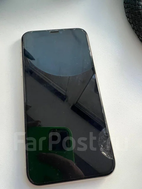 Apple iPhone 11. �/�, �����, 3G, 4G LTE, NFC ����