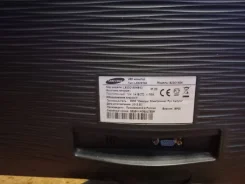 Samsung. 21.5", ���������� �� (LCD, LED, QLED) ����