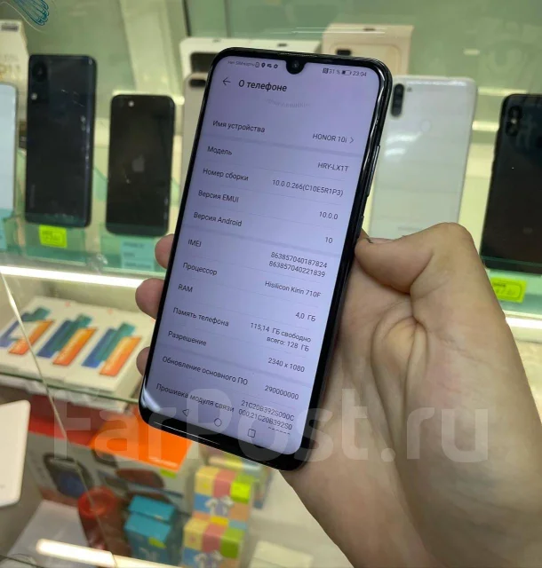Honor 10i. �/� ����