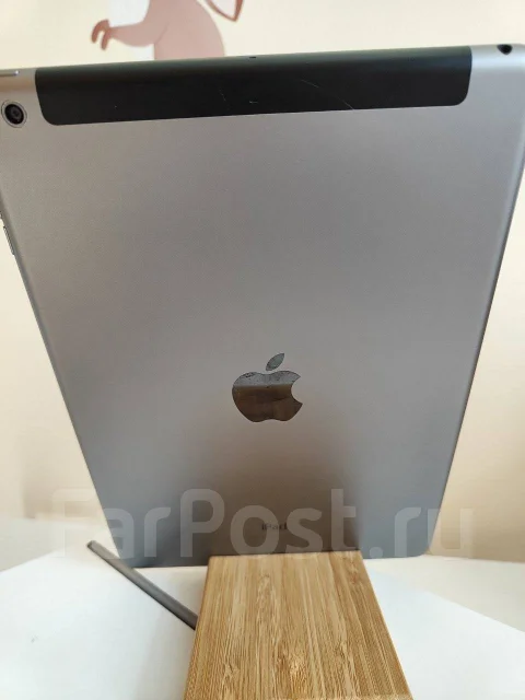 Apple iPad Air. 9.7 ������, ������ 32 �� ����
