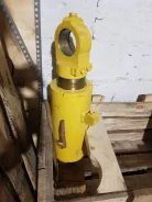 ������ �������� �������� �������� �� CAT 730 1468928 ����
